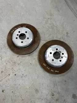 Juego de discos de freno trasero BMW OEM 6882245 - Usado