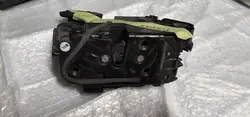 Actionneur de serrure de porte arrière gauche Volkswagen Tiguan 5NA839015D