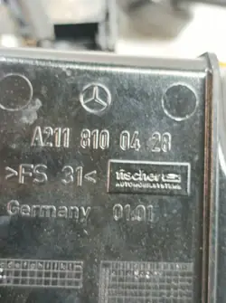 Aschenbecher OEM 2118100428 für Mercedes E-Klasse
