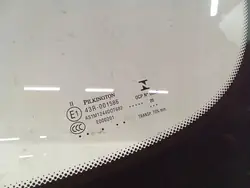 Begagnad BMW OE framruta OEM JUR216806