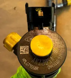 Injecteur Carburant OEM 0445110939 pour Moteur 2.0 DCI