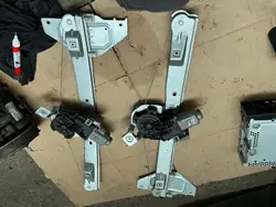 Elevador de vidro esquerdo Citroen C3 II 09-16 OEM