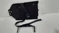 Volvo V60 II akun pohja OEM 31479348, 31479349