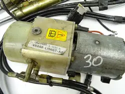Pompe de toit Ford Escort MK3 V88ABL15667AA - Complète