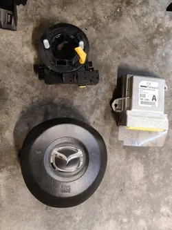 Mazda 6 GJ Konsol OEM - Instrumentpanel före ansiktslyft