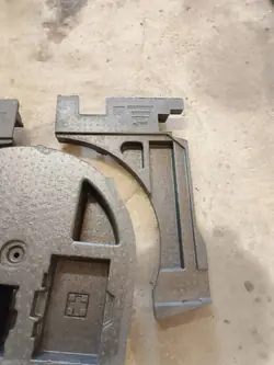Nissan Qashqai J10 Bagageutrymmeslyftspacer OEM mnhgfdsxdcvb