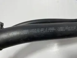 L832-17C615-AC Tuyau Liquide Lave-Glace Land Rover Defender