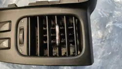 Moldura rádio grelha OEM 682607479R para Renault Trafic III