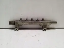 Inspuitrail Nissan OE 0650 voor Navara D22 2.5L Diesel