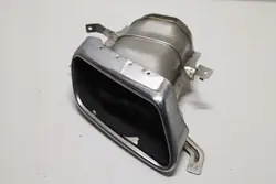 Bouche d'échappement OEM 32227059 pour Volvo V90 S90
