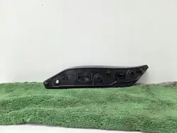 SEAT IBIZA 5 Deslizamento de montagem do para-choque esquerdo 6F0807183A