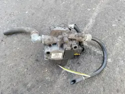EBS-modulaattoriventtiili OEM 21327360 Volvo FH4