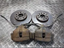 Bremsscheiben + Beläge + Bremssättel Vorne OEM VW Touran