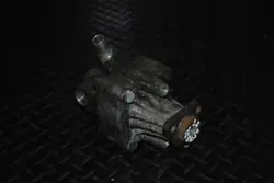Pompe de direction assistée AUDI A8 D2 4D0145155K
