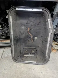 VW LT28 Engine Cover OEM 281801353E - Used