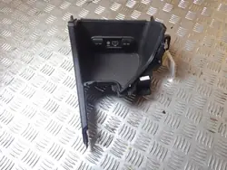 Prise USB Kia Sportage OEM 84680F1010WK Console