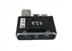 USB-uttag OEM 07356755450 för Fiat 500X