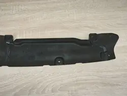 BMW OEM 9880616 Underskydd bak mitt - G26