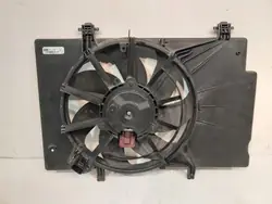 Ventilador Ford Fiesta MK7 OEM 8V51-8C607-CG Usado