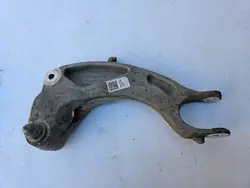 Lower Shock Mount Front Left Audi Q5 II FY