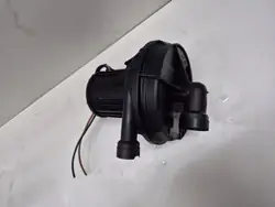 Bomba de ar secundário OEM 06A959253B - Usado