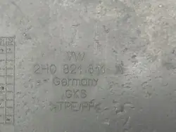 VW Amarok 2H Pare-boue arrière gauche OEM 2H0821811E