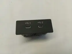 Enchufe USB Nissan OEM 284H37JA0A - Pieza original