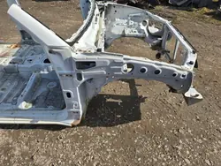 Mitsubishi L200 framstötfångare höger OEM