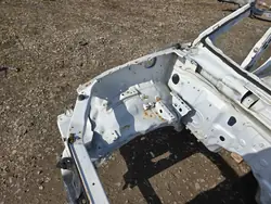 Mitsubishi L200 etupuskuri oikea OEM
