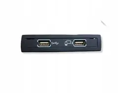 Enchufe USB Mercedes-Benz OEM A1728202000 - Usado