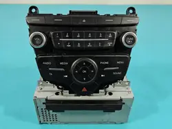 Rádio de fábrica OEM F1BT-18C815-GG Ford - Usado