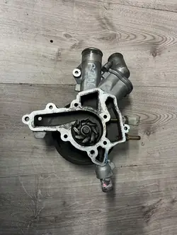 Pompe à eau OPEL 1.4 XEP 90531737