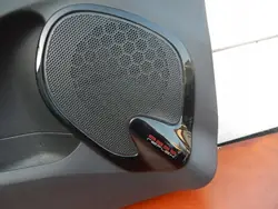 Revestimento Porta Dianteira Esquerda OEM Renault Clio IV