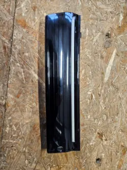 VW Tiguan III Oikea Jäähdyttimen LED Nauha OEM 571941654A
