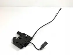 OEM 4M8823509 frammotorhuvelås för Audi Q8 SUV
