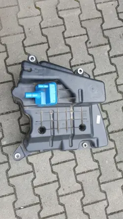 AdBlue Tank Pomp OEM 8W0131878AM Audi A4 B9