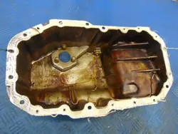 Oljepanna VOLKSWAGEN TOURAN 1.6FSI 03C103603J