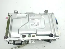 Tesla Model 3 2022 Spannungswandler OEM 168127105D