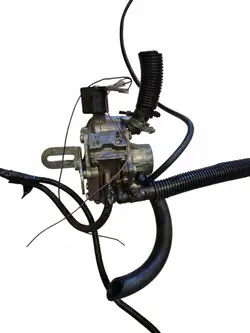 LPG-sarja OEM 67R010951 Nissan Primera Farmarille