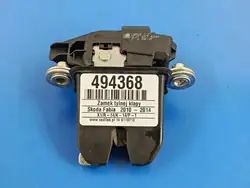 BAKLUCKA LÅS SKODA FABIA II LIFT 5J7827501A