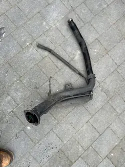 Tuyau de remplissage carburant OEM 51745438 Fiat Stilo