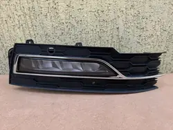 OEM 5E3941700 Phare Halogène Droit + Grille