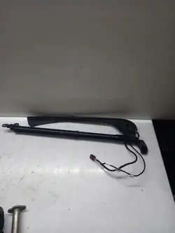 Baklucka Aktuator VW Sharan II Alhambra 7N0827851D