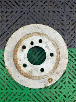 Achter remschijf OEM 6778049 voor BMW 1 Serie