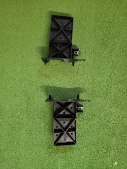 RENAULT TWINGO III MUOTOVYÖHYKE VASEN OIKEA 620935284R 620928531R