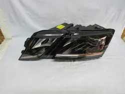 Farol esquerdo Skoda Octavia III 5E1 Lift Full LED