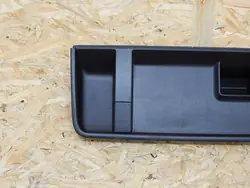 VW T5 Konsolin hylly OEM 7H0857922 - Käytetty