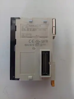 OMRON CJ1W-NC113 Sijaintiohjausmoduuli