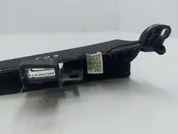 BMW AMD104574 Sivutunnelin kansi 5-sarja F10/F11