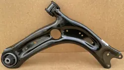 Braccio di controllo anteriore destro VW Audi Seat Skoda 3Q0407152AA